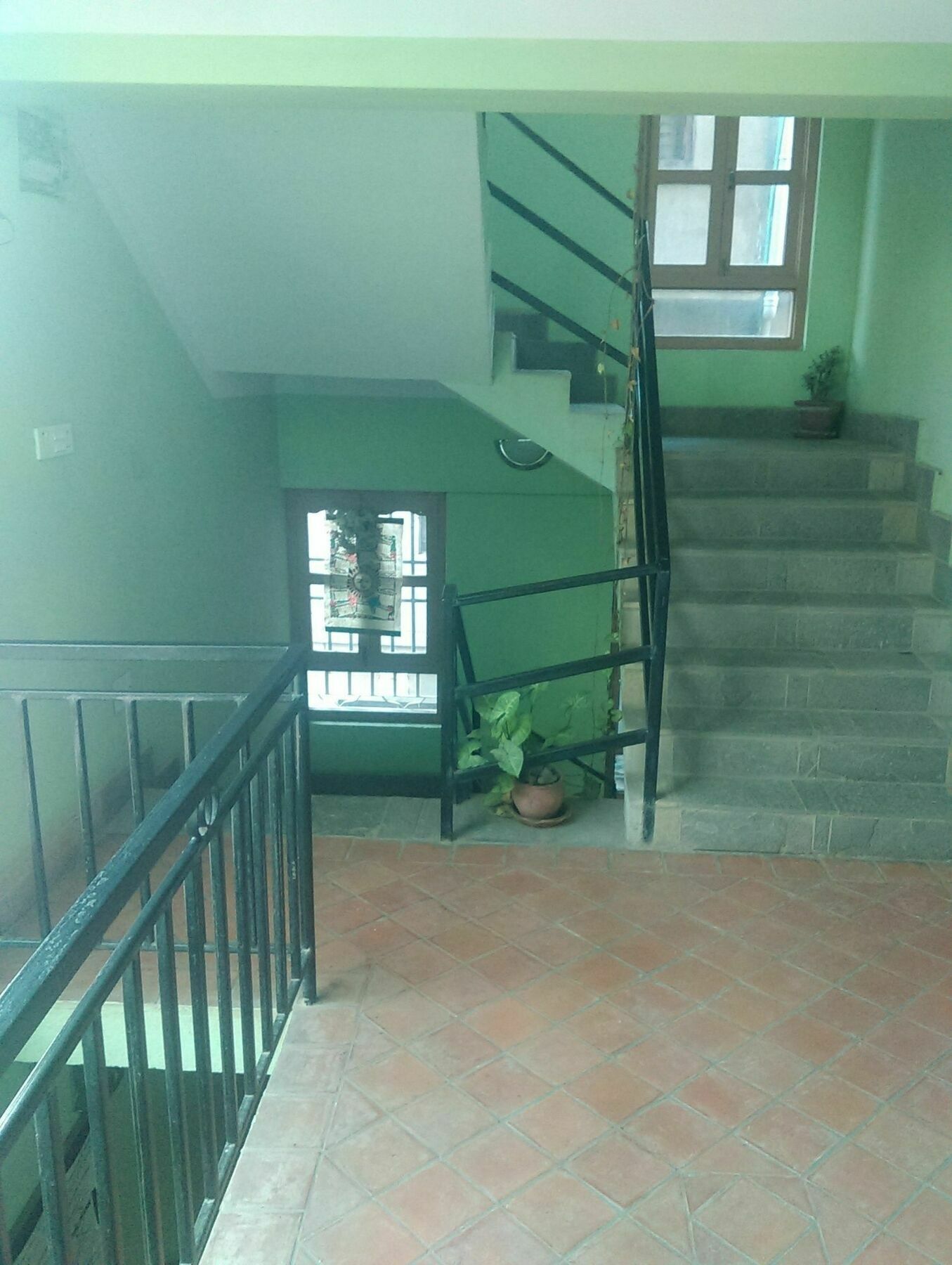 Mountain Guest House Bhatgoan Esterno foto